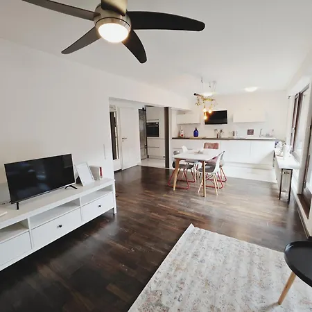 Ticasa Chic - Zentral - Balkon - Parkplatz - Smarttv - Unique - Kernen * Stetten (Kernen)