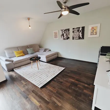 Ticasa Chic - Zentral - Balkon - Parkplatz - Smarttv - Unique - Kernen