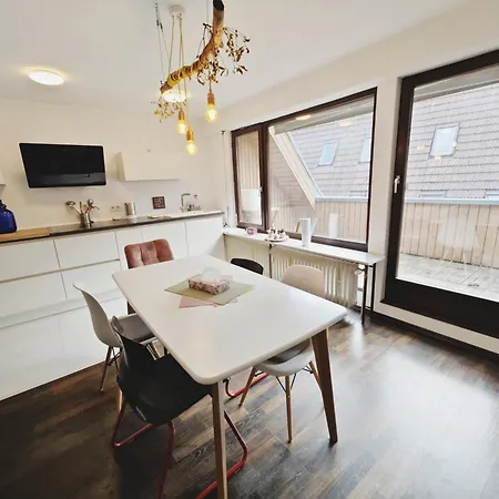 Ticasa Chic - Zentral - Balkon - Parkplatz - Smarttv - Unique - Kernen Διαμέρισμα Stetten (Kernen)